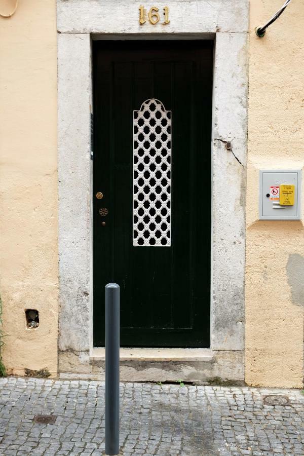 Sweethome At Alfama'S Heart Lisbon Exterior photo